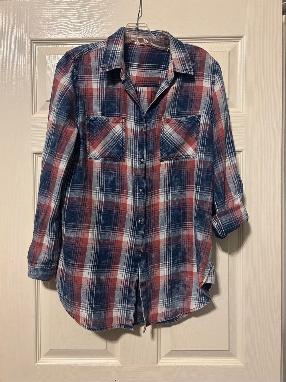 Tribal jeans Women's Button-Down Plaid Shirt - pink & Blue. Medium